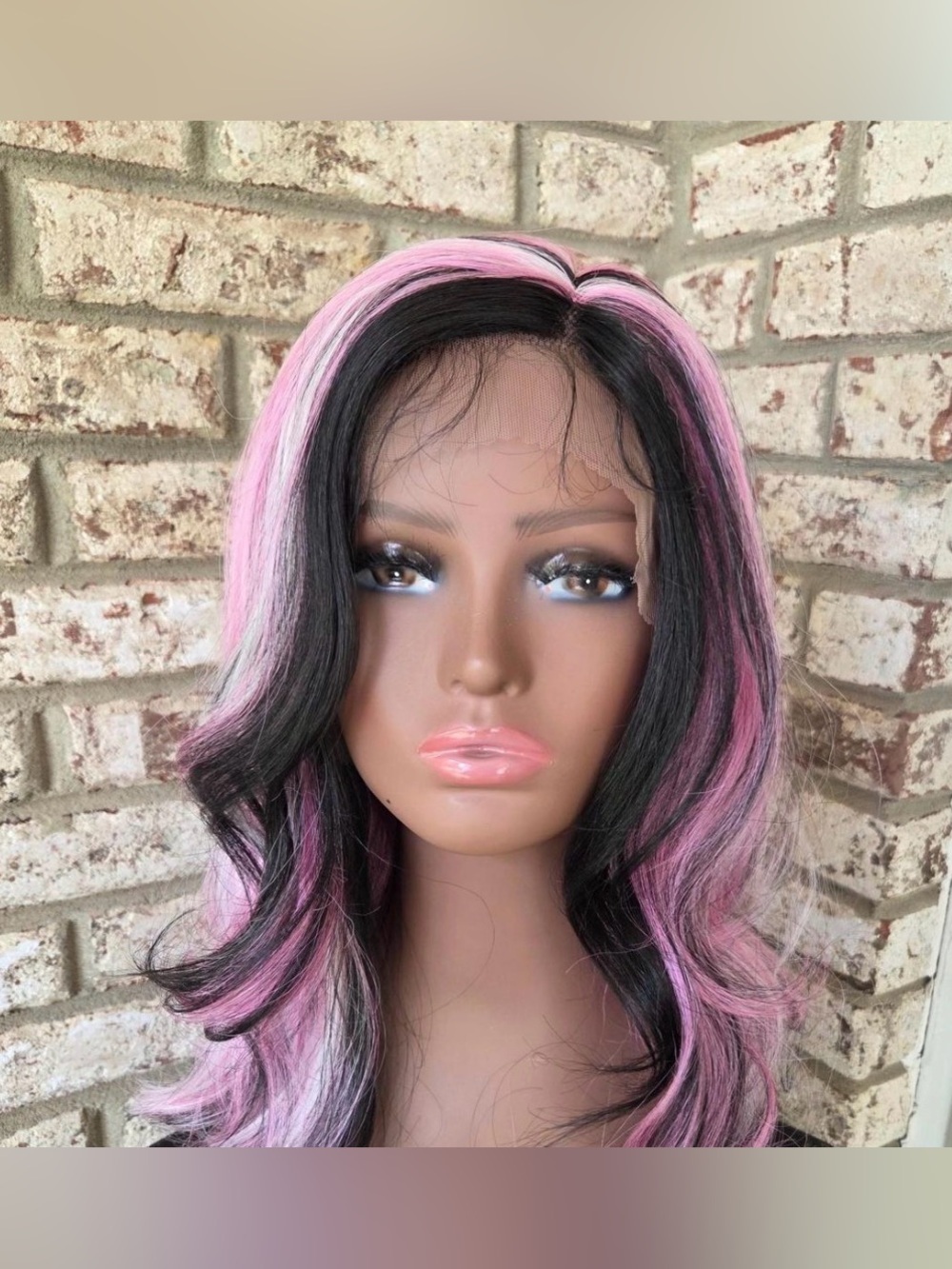 Y2K RARE. lace Front Women's Wig - Black with Pink Highlights - Picture 1 of 4